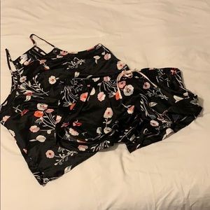 Black Flowers Sleep Set